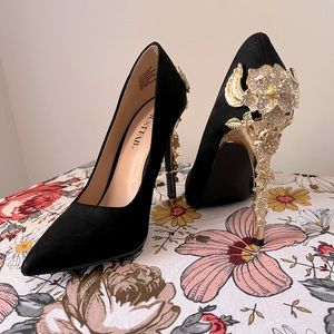 JustFab EVE heels black with gold metallic floral embellishment.
